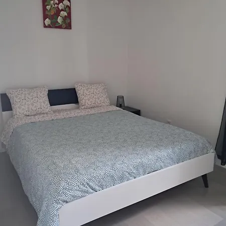 Casa Dos Noveloes * Ponta Delgada (Sao Miguel)